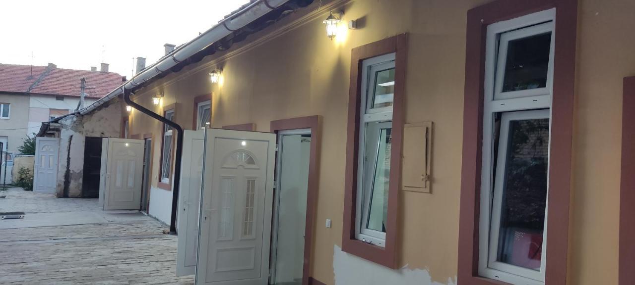 Apartmani Dld Ns Novi Sad Buitenkant foto